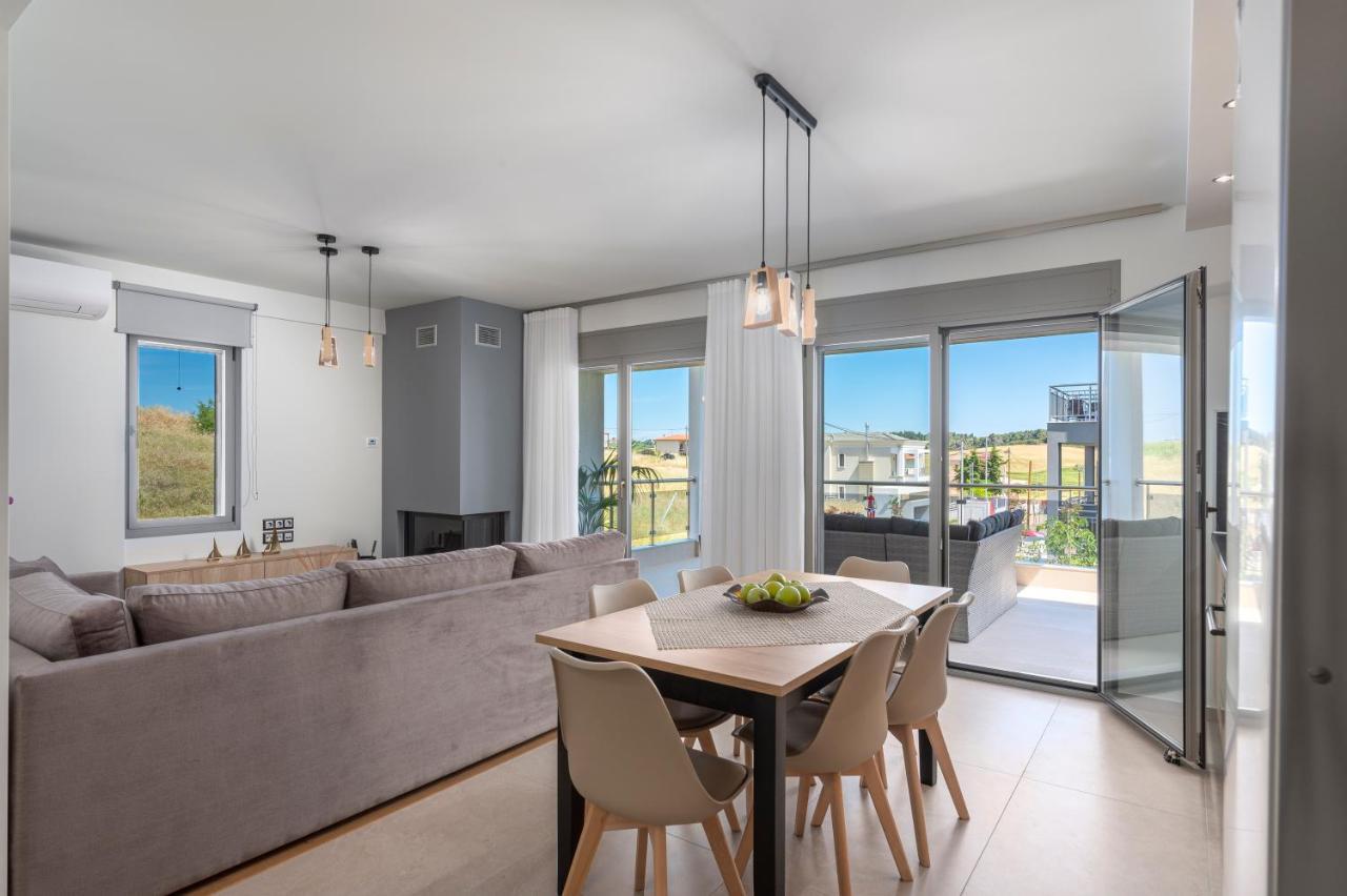 Sea Wind Luxury Apartments With Pool Kassandra Halkidikι Néa Fókaia المظهر الخارجي الصورة